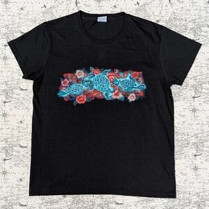 Crazy Shirts Hawaii Black Tee with Blue Sea Turtle and Red Floral Design Size L